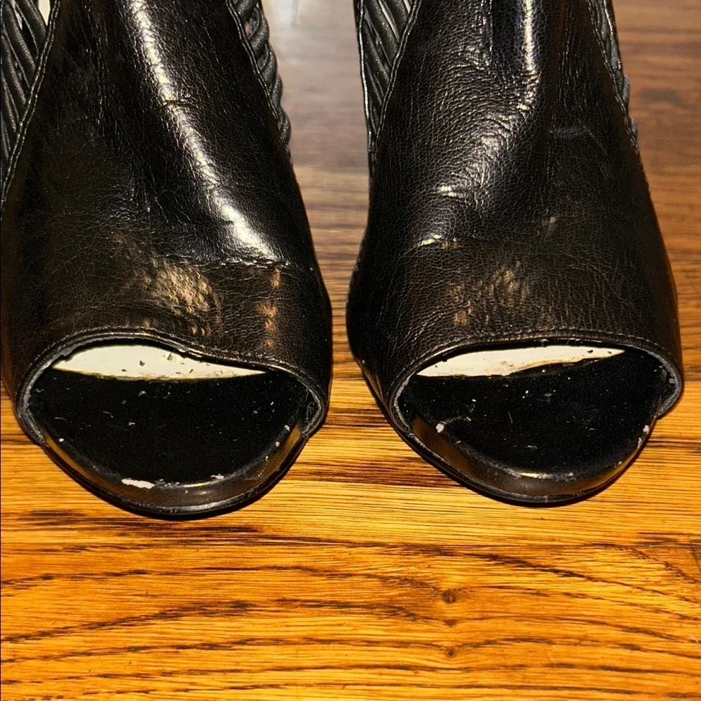 Black Peep-Toe Ankle Booties with Striped Side Panels Women’s Size 7 Shoe